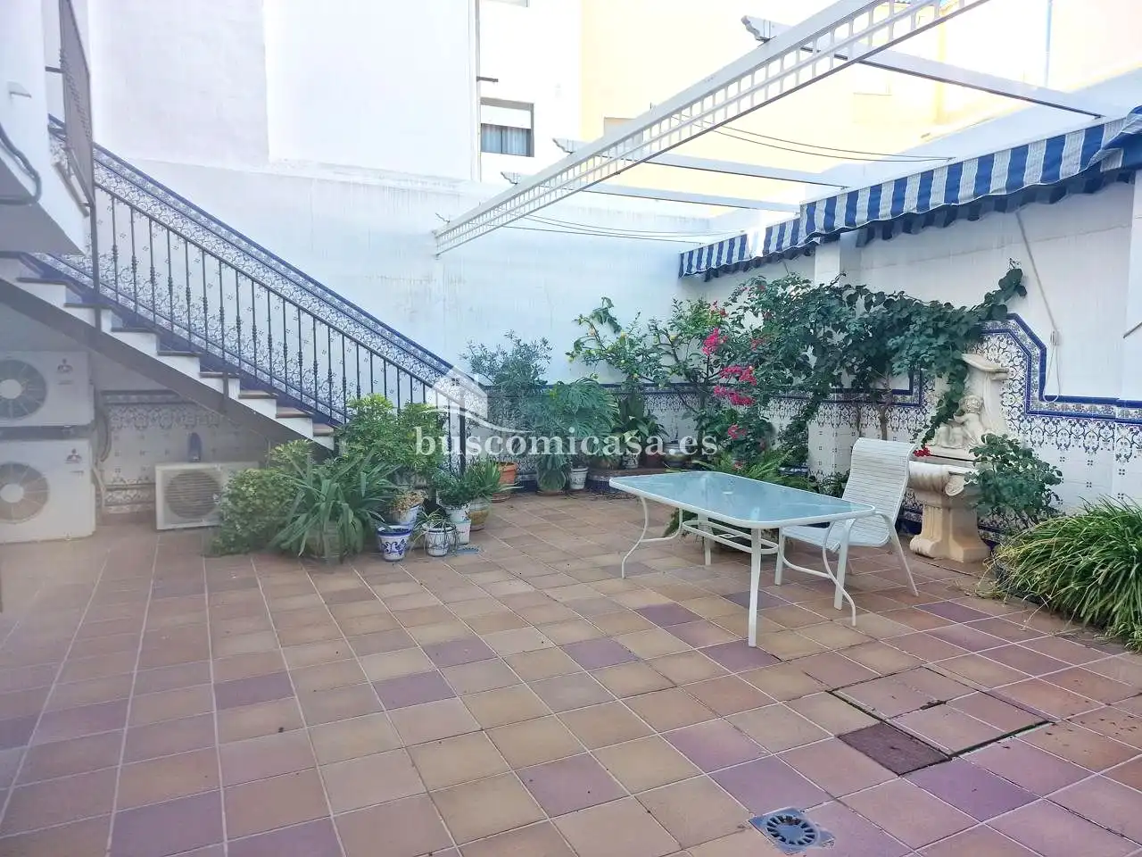 Terrassa de Casa adosada en venda en Torredelcampo amb Aire condicionat, Calefacció i Jardí privat