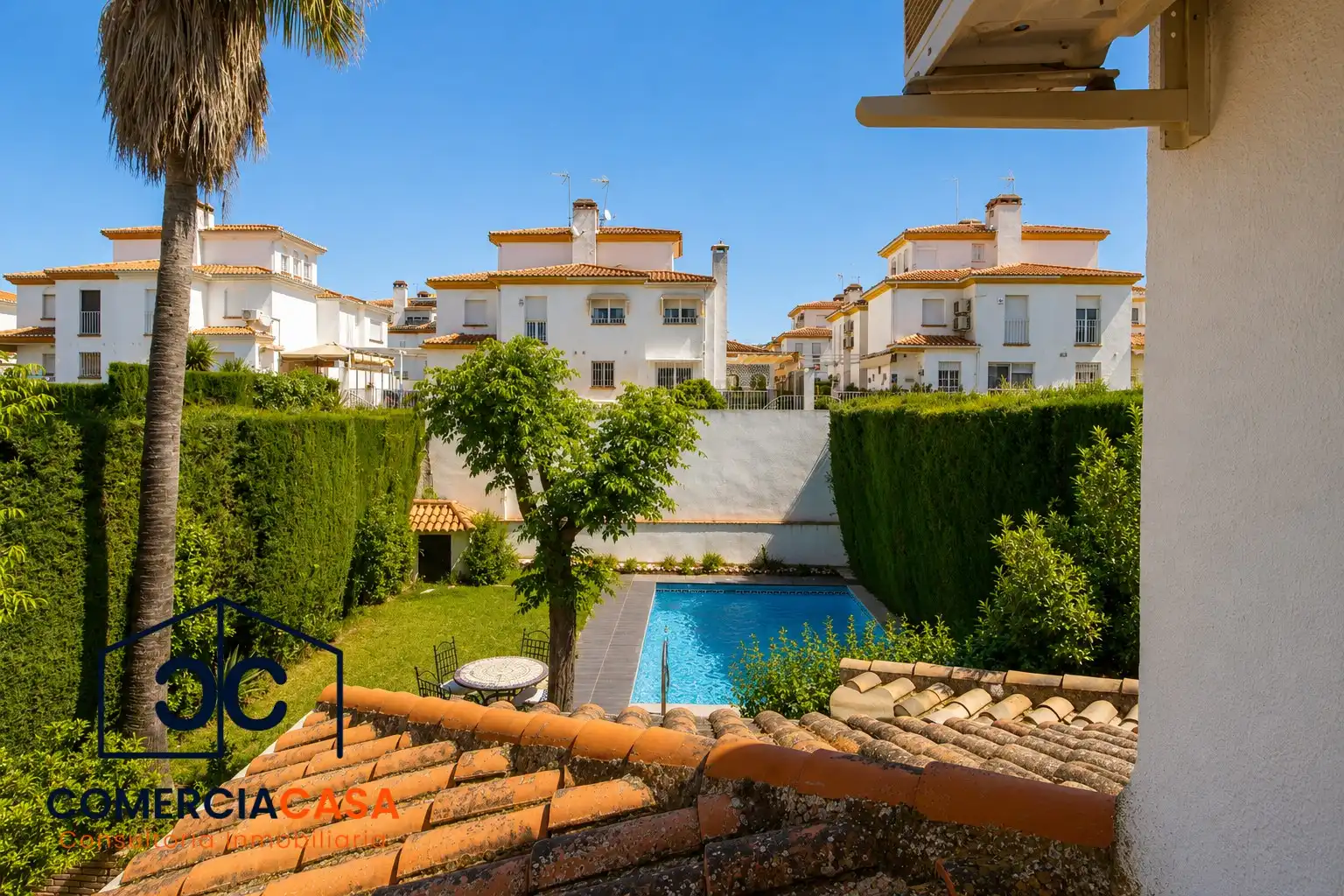 Semi-detached house with pool for sale in Peligros, imagen 5