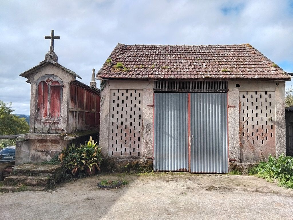 Vista exterior de Casa adosada en venda en Paderne amb Calefacció, Jardí privat i Forn
