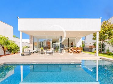 Villa con balcone in vendita a Montesol