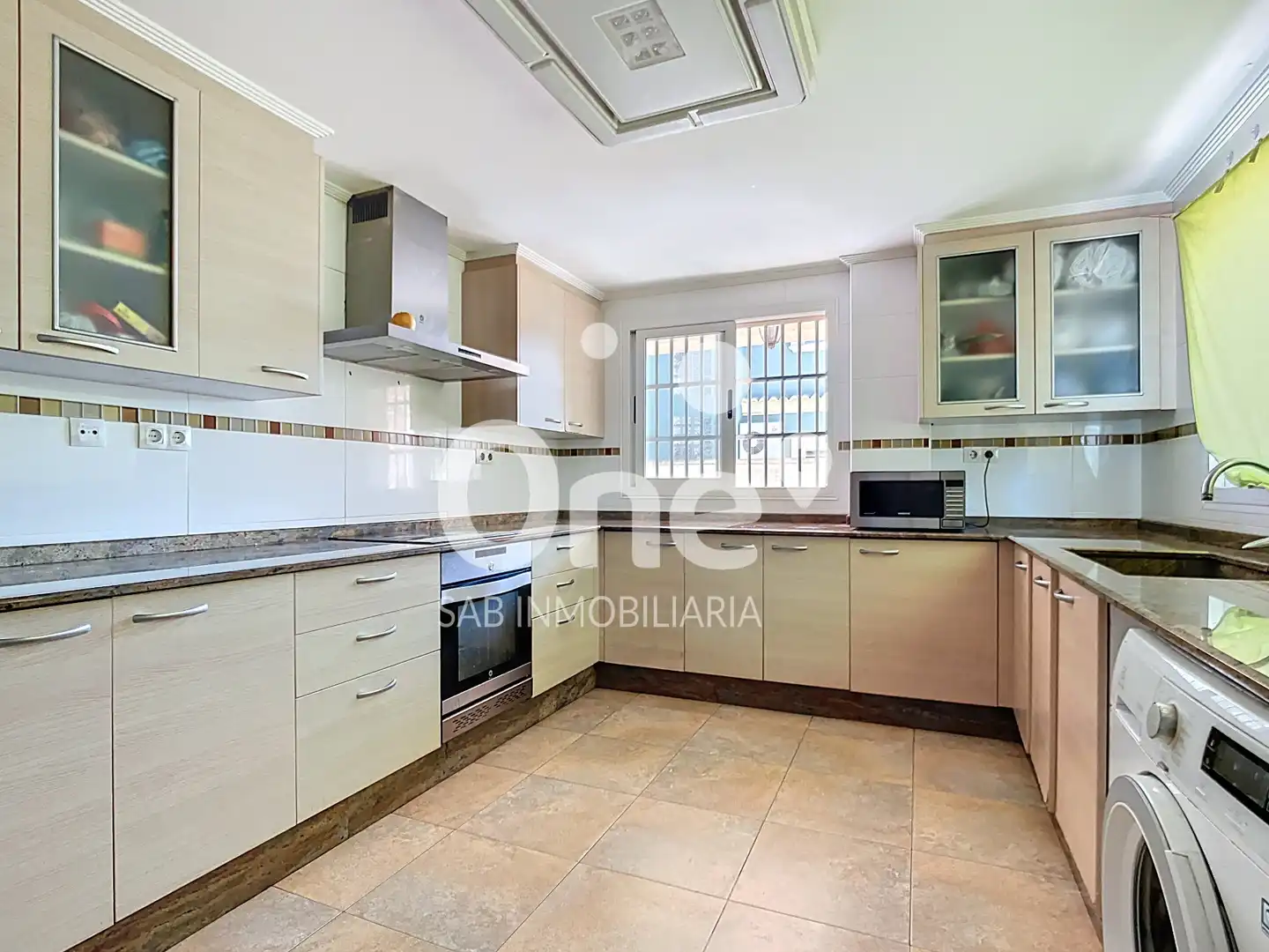 Cocina de Casa o chalet en venta en L'Eliana con Aire acondicionado, Jardín privado y Terraza