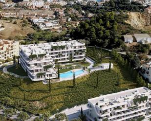 Vista exterior de Apartament en venda en Fuengirola amb Terrassa i Piscina comunitària