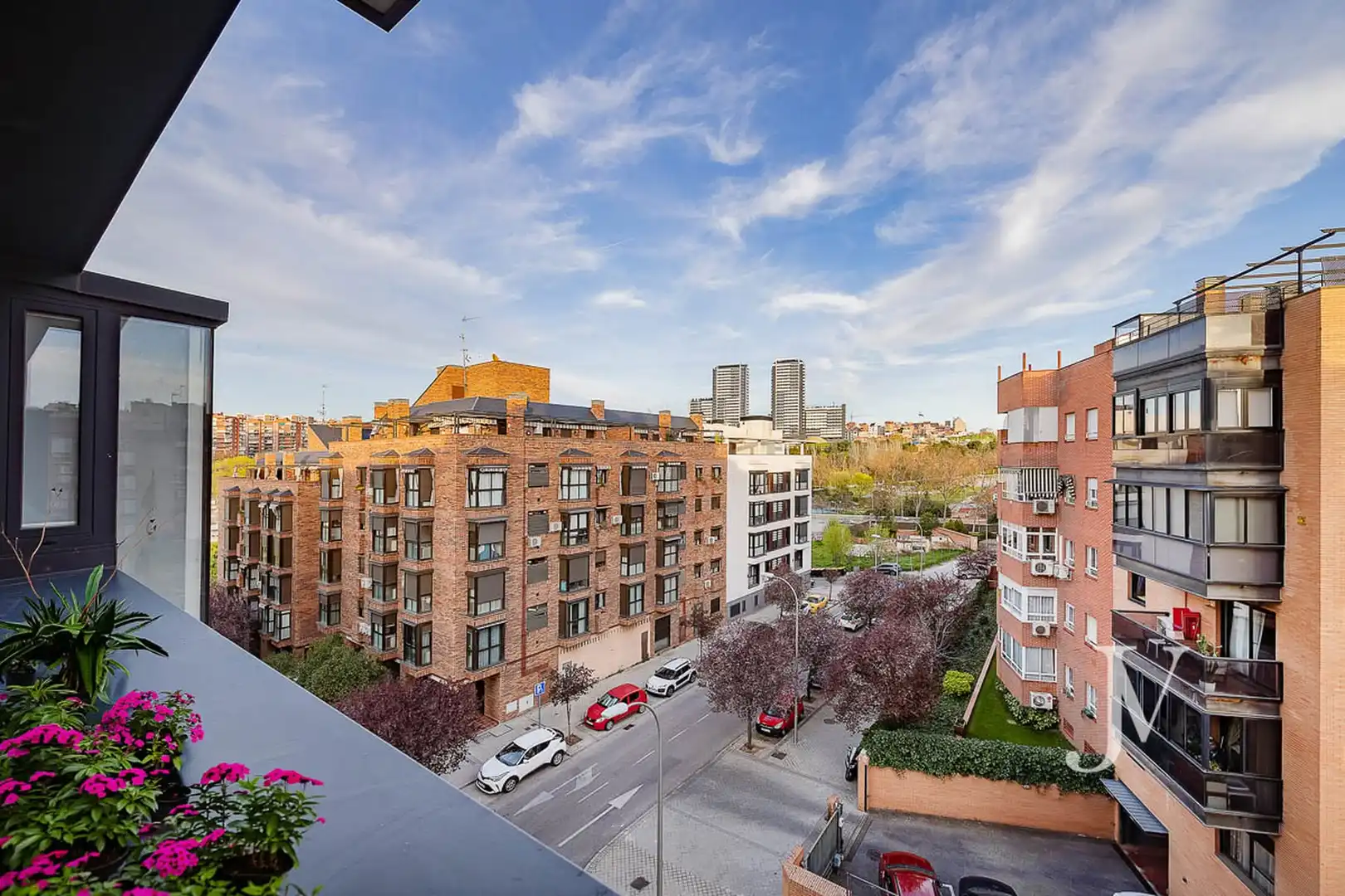 Attic for sale in Valdezarza