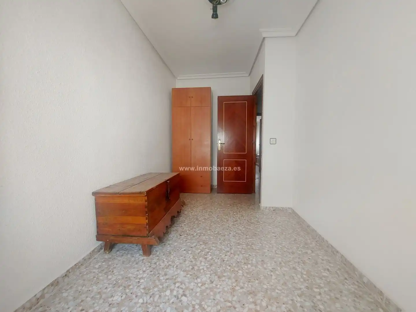 Schlafzimmer von Wohnung zum Verkauf in Baeza mit Terrasse, Abstellraum und Balkon