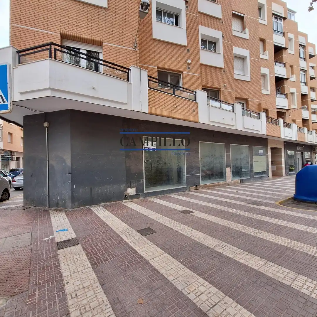 Local comercial en venda a Adra