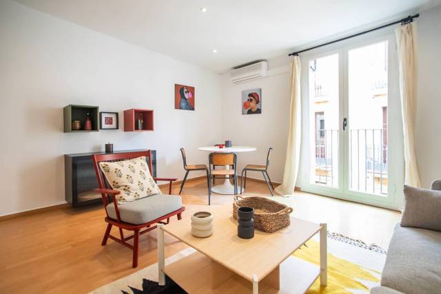 Piso en Alquiler en Carrer Comtal en Barri Gòtic