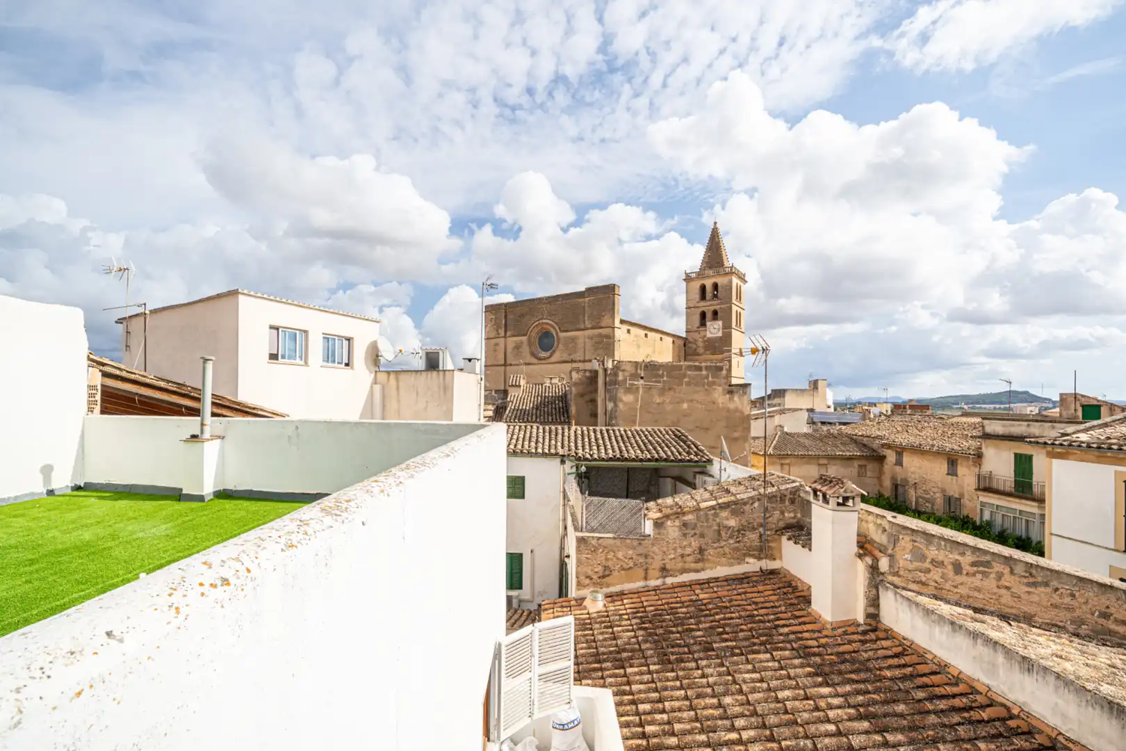 Exterior view of Buildings for sale in Porreres