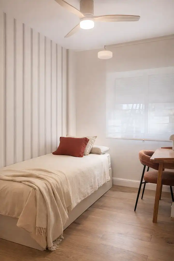 Habitación de Planta baja en venta en Estepona con Aire acondicionado, Terraza y Piscina