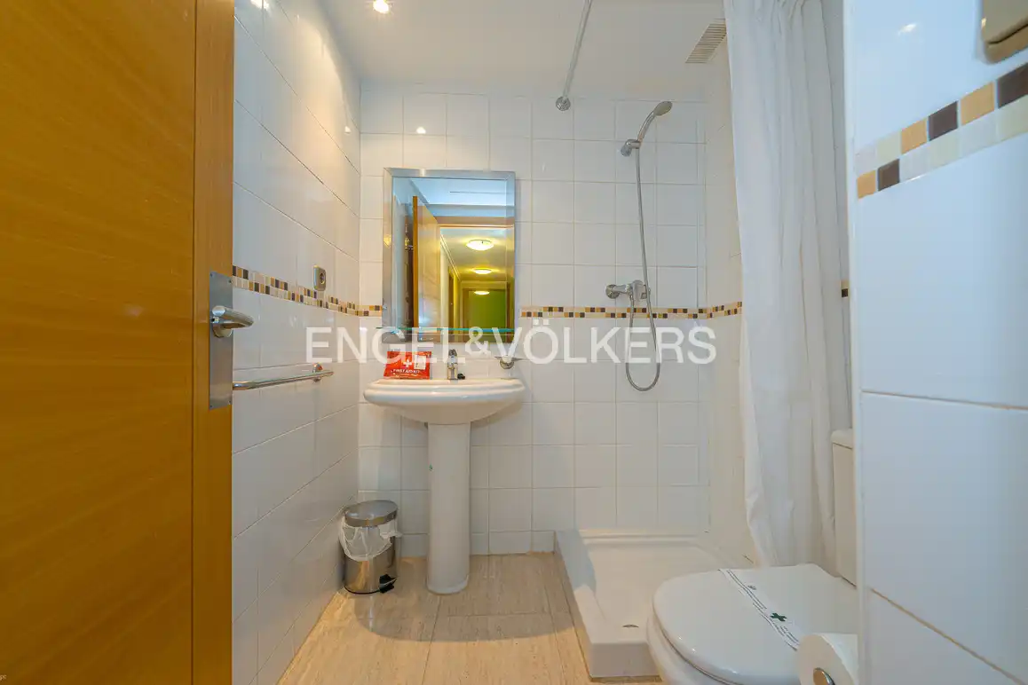 Baño de Apartamento de alquiler en Villajoyosa / La Vila Joiosa con Aire acondicionado, Terraza y Trastero
