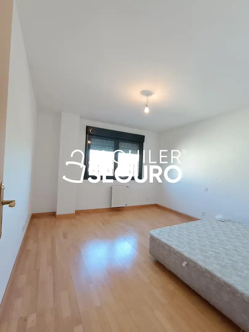 Dormitori de Casa o xalet de lloguer en Aranjuez amb Calefacció, Terrassa i Traster