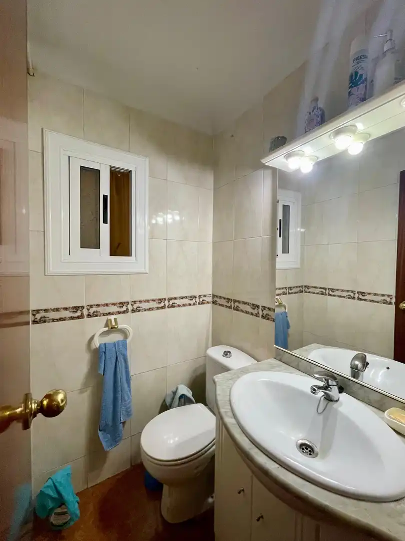 Bathroom of Flat for sale in Badalona  with Heating and Balcony