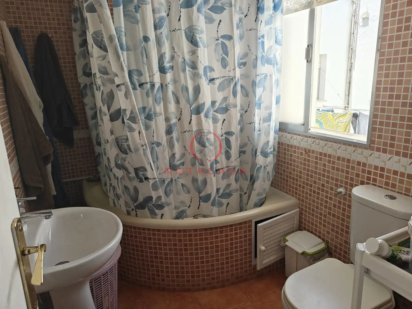 Bathroom of Houses for sale in Rota  with Terrace