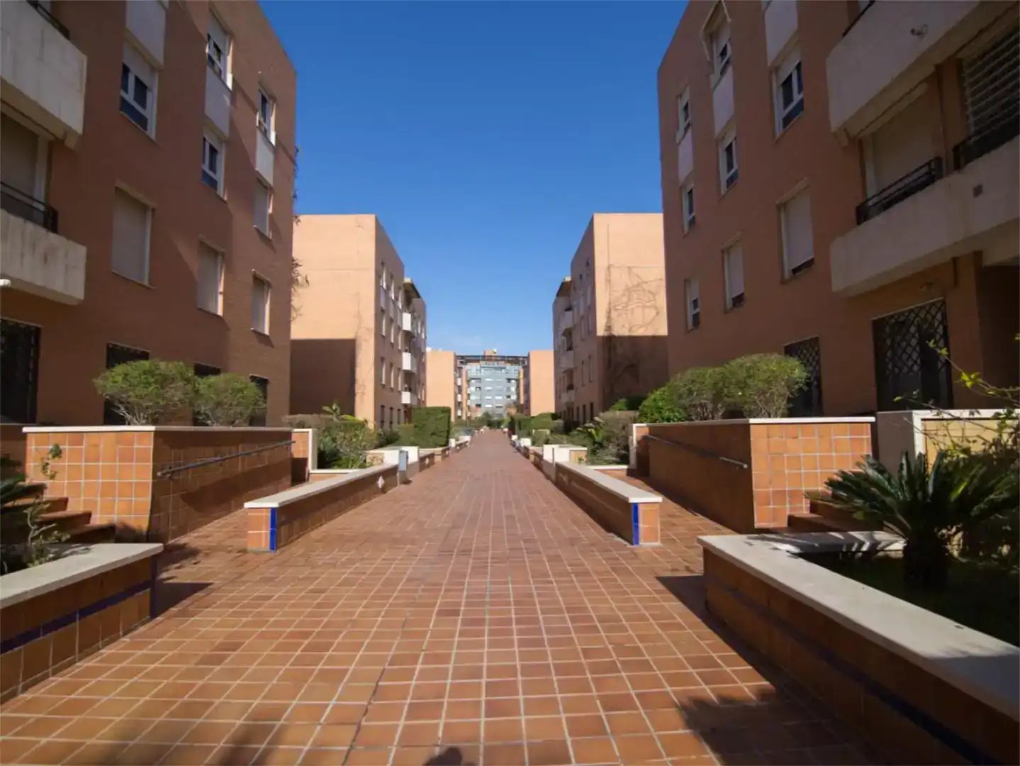 Vista exterior de Pis en venda en Sur