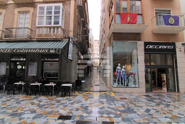 Oficina en Alquiler en Andino, 2 en Casco Antiguo