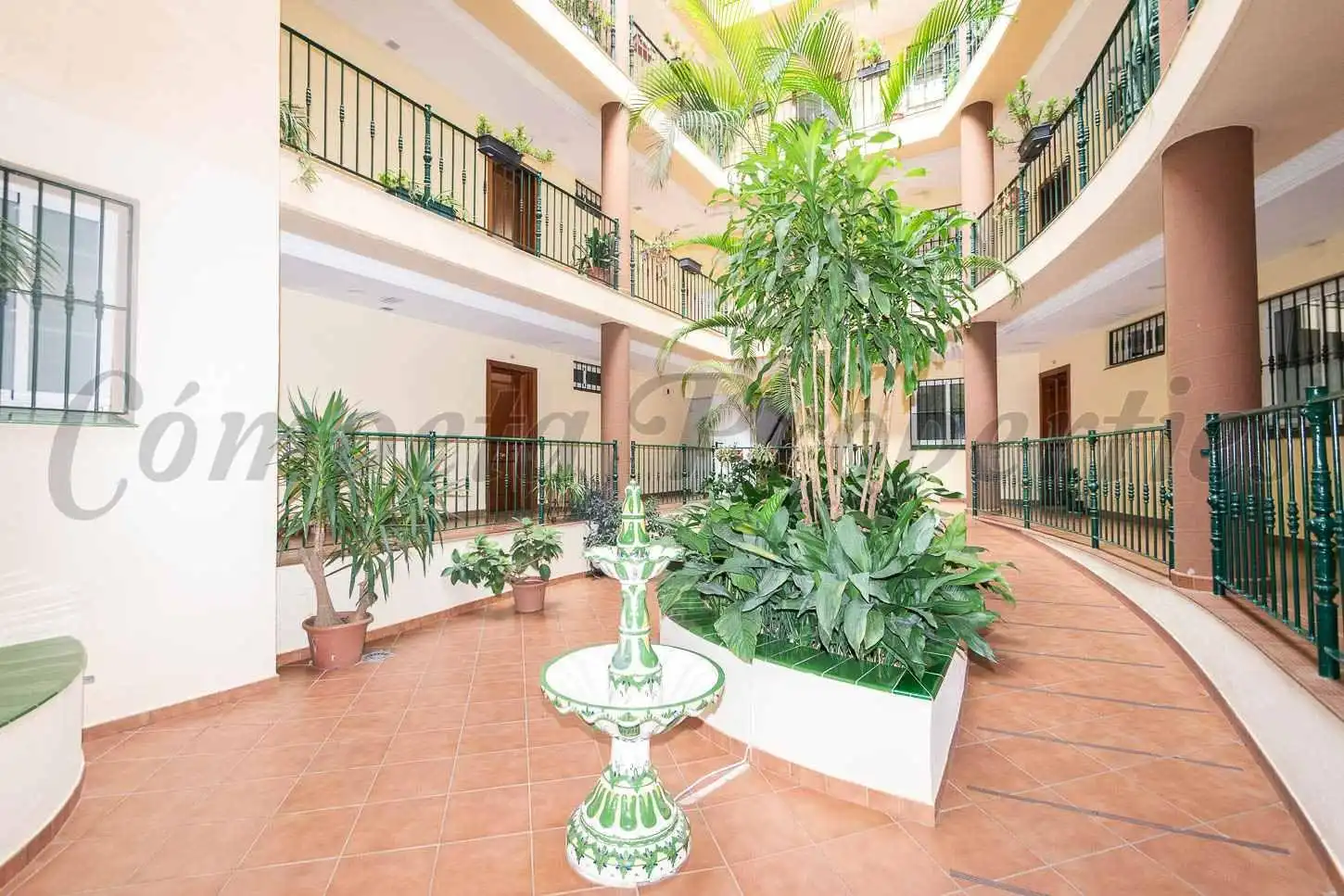 Appartement compact avec terrasse à louer à Urbanización Santa Rosa, imagen 2