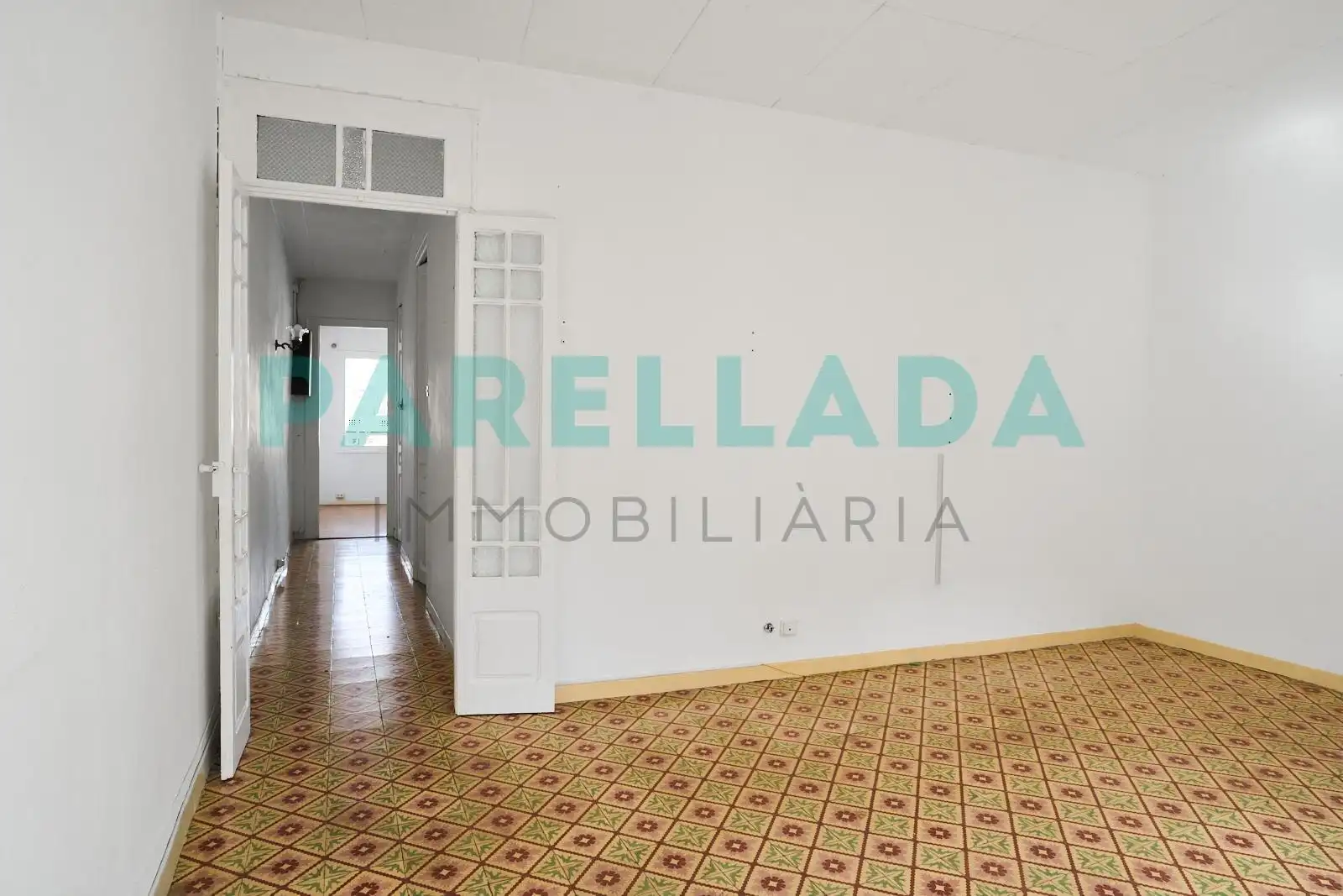 Piso en venta en Badalona con Terraza y Balcón