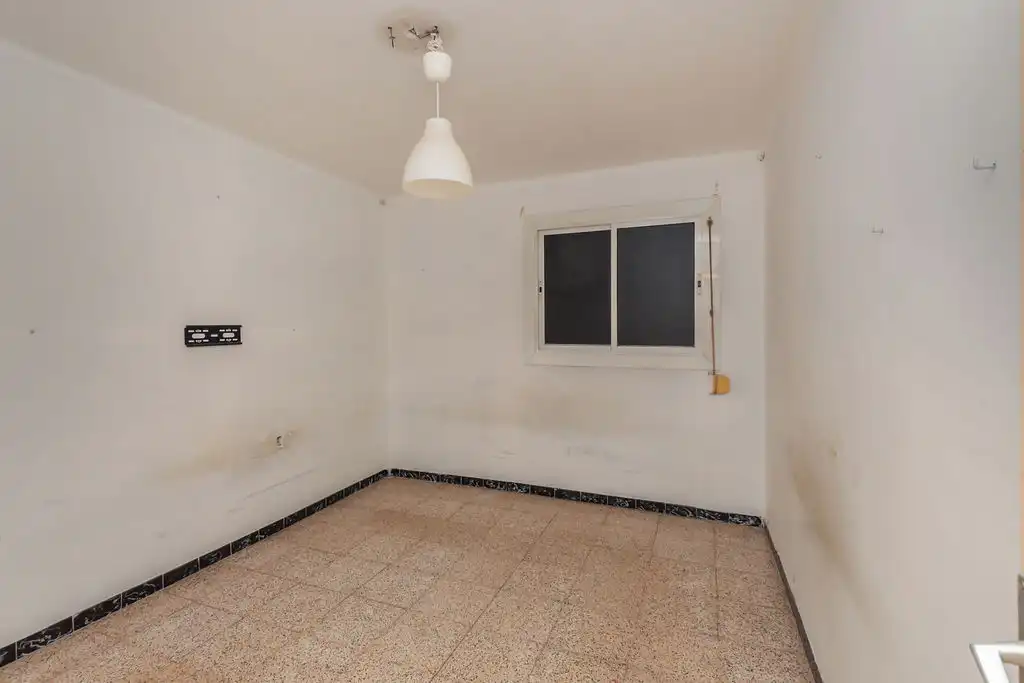Flat for sale in C/ Vila-Seca, Llevant