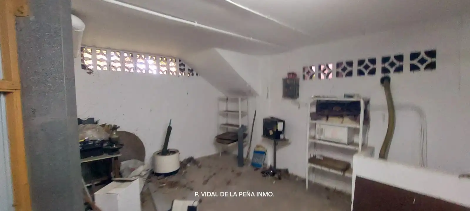 Garage for sale in Santander