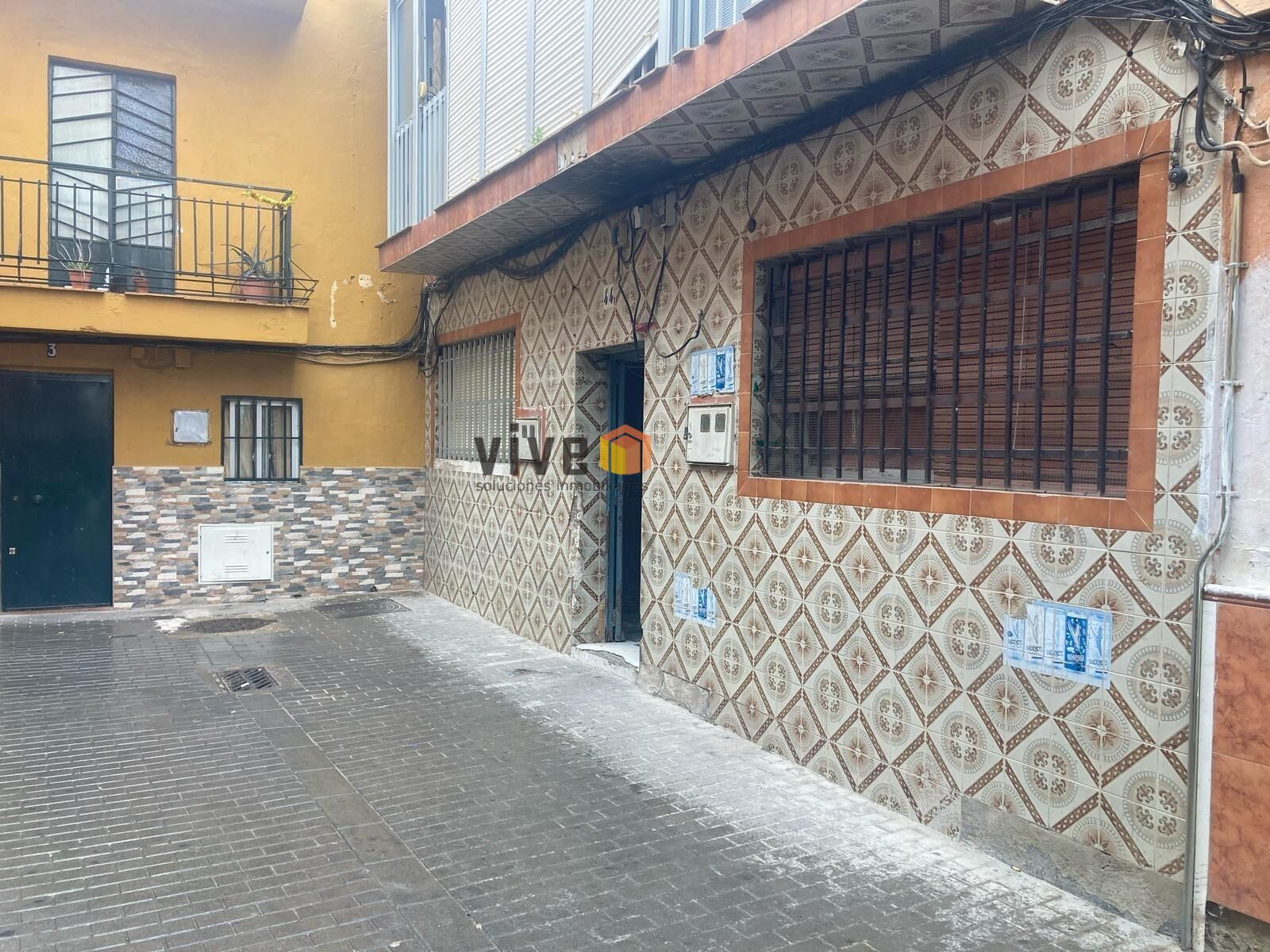 Vista exterior de Pis en venda en  Sevilla Capital