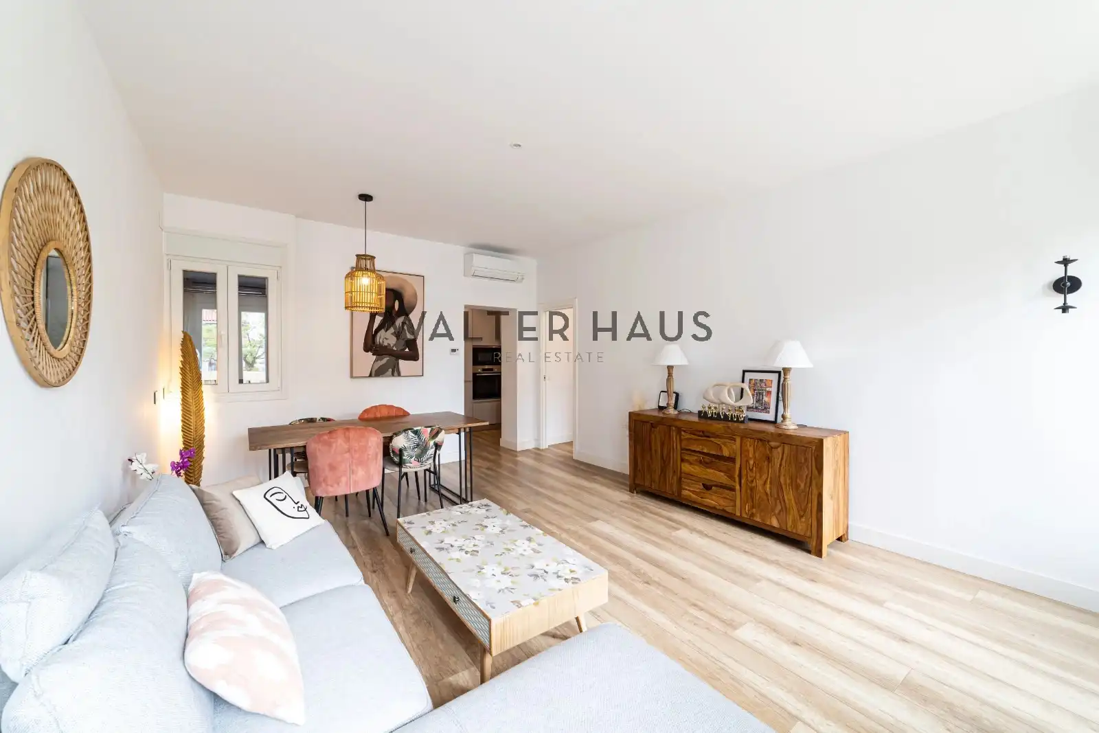 Bedroom of Flat for sale in Madrid  with Air Conditioner, Heating and Furnished