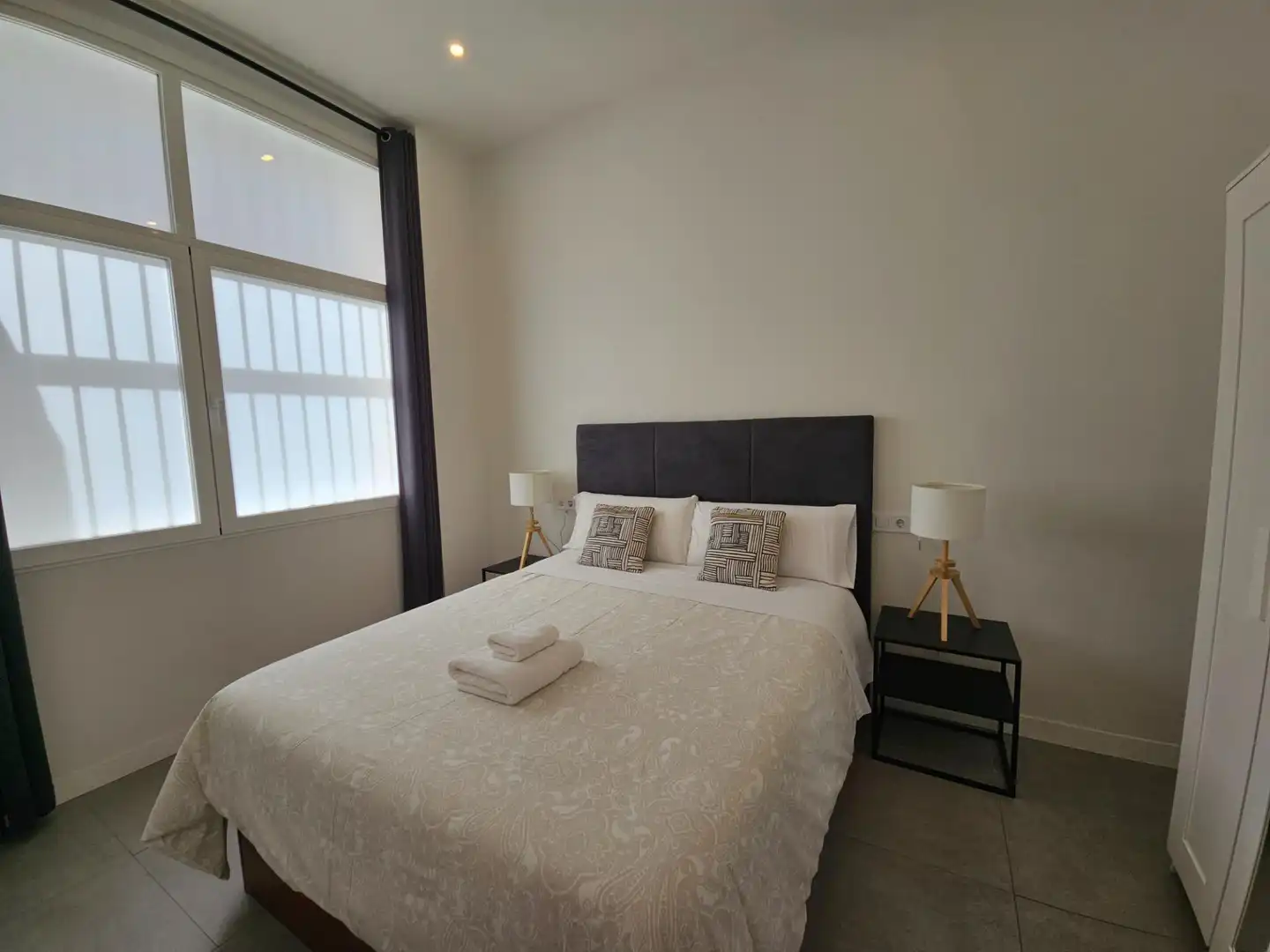 Habitación de Piso en venta en Madrid con Terraza
