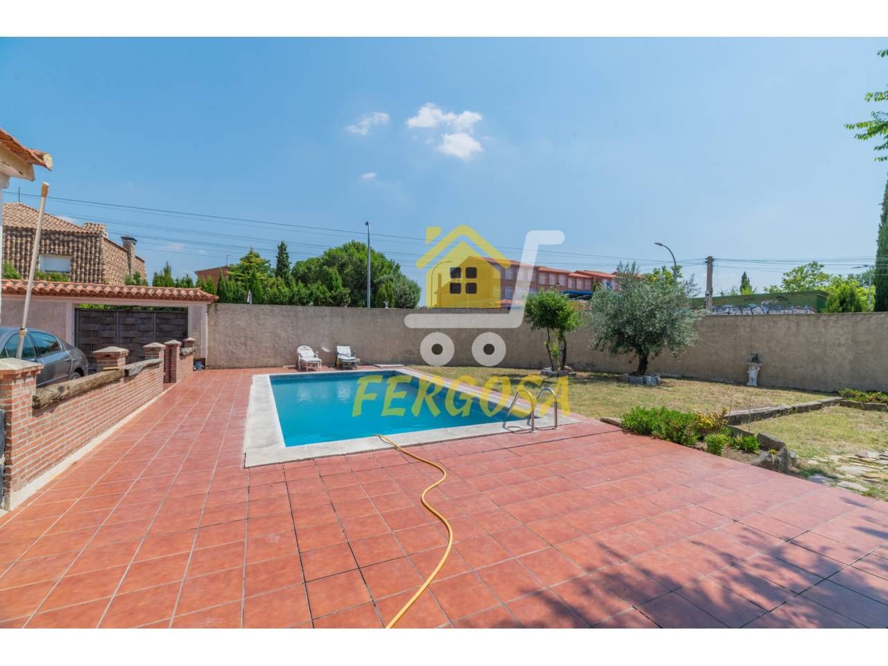 Swimming pool of House or chalet for sale in Casarrubios del Monte  with Air Conditioner, Heating and Private garden