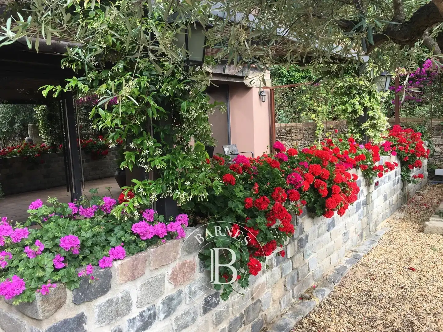 Jardí de Casa o xalet en venda en Santa Susanna amb Aire condicionat, Calefacció i Jardí privat