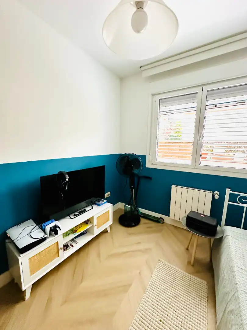 Sala de estar de Casa adosada en venta en Parla con Aire acondicionado, Calefacción y Jardín privado