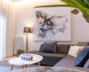 Living room of Flat to rent in  Barcelona Capital  with Air Conditioner, Furnished and Pets allowed