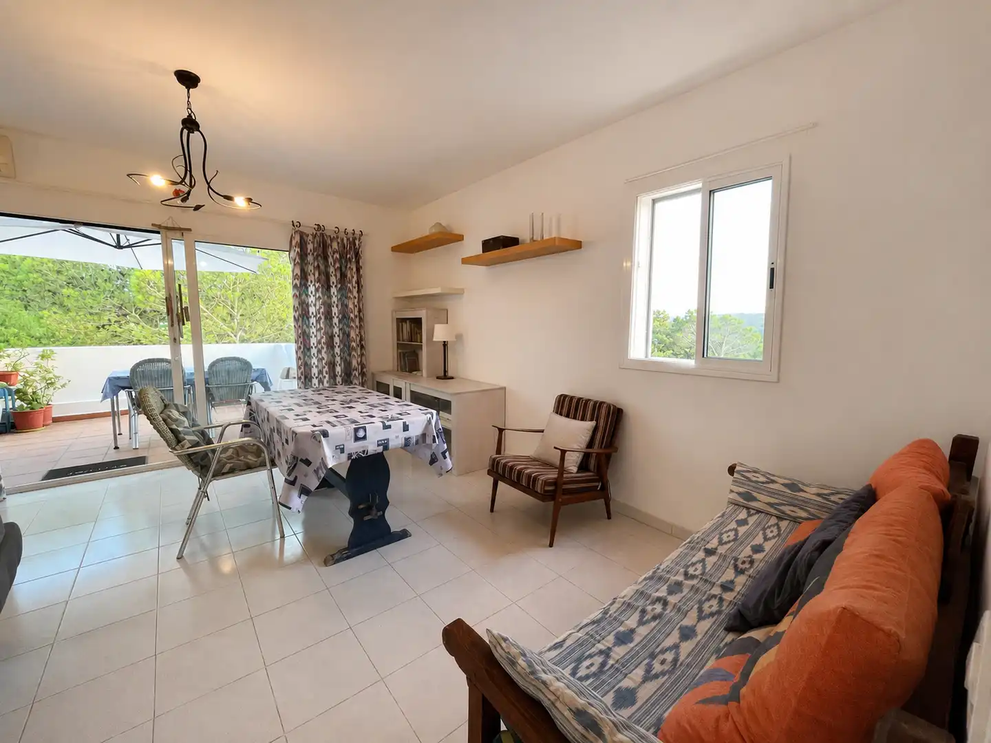 Sala d'estar de Apartament en venda en Es Mercadal amb Aire condicionat, Traster i Piscina comunitària