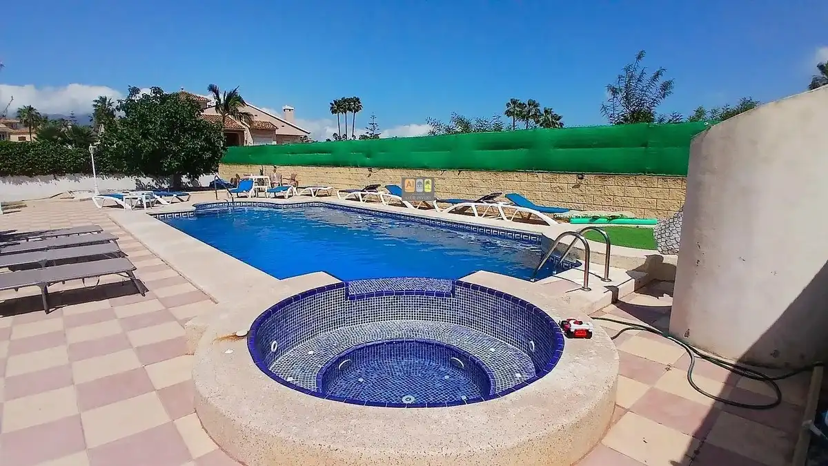 Villa avec piscine à vendre à Pueblo - Urbanizaciones, imagen 5