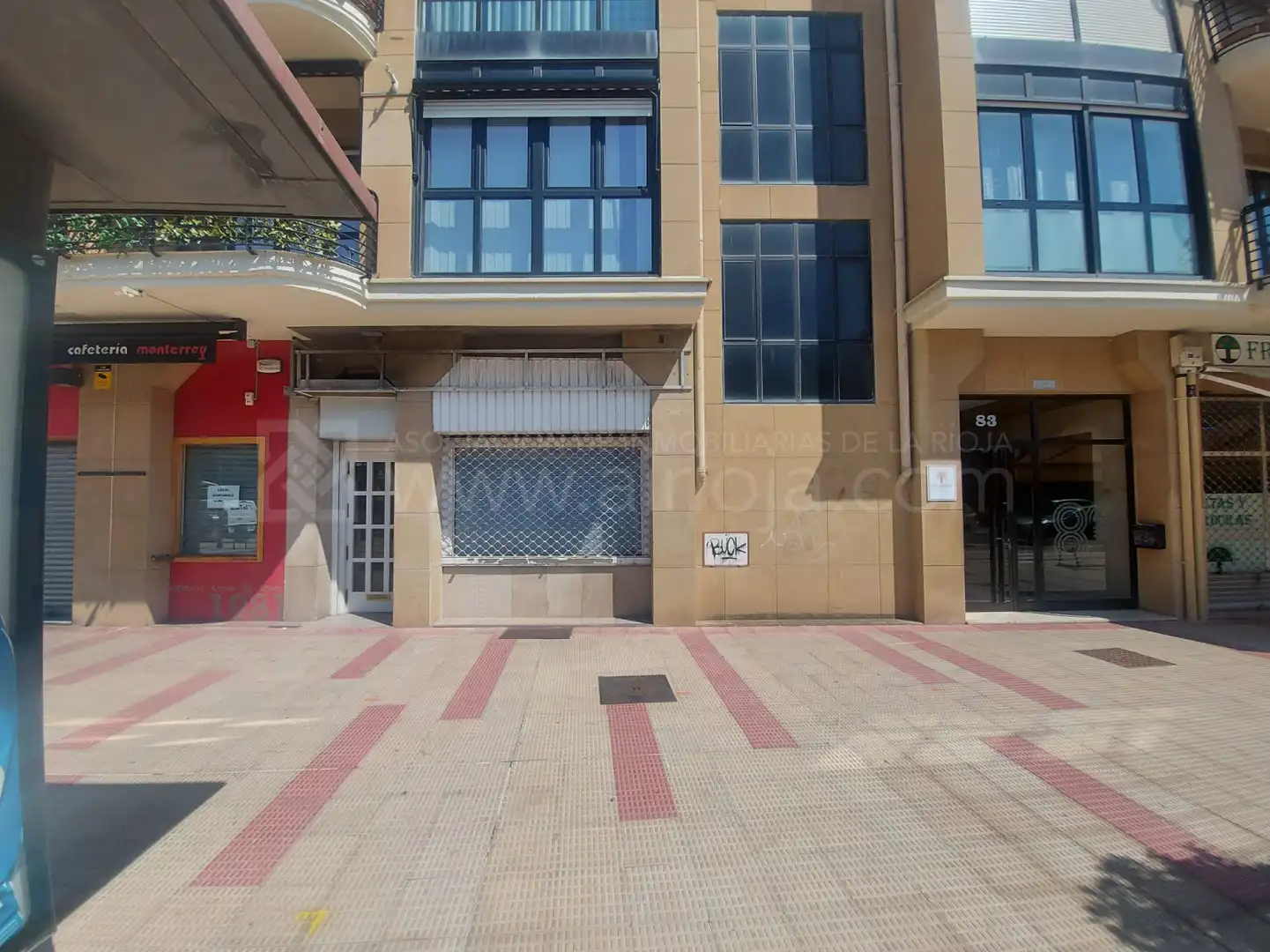 Außenansicht von Geschaftsraum zur Miete in  Logroño