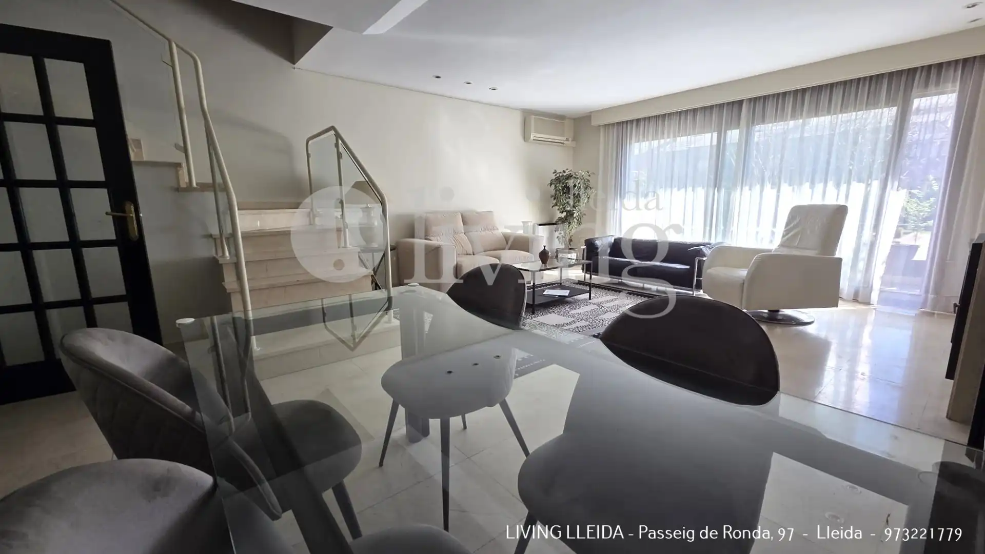Wohnzimmer von Einfamilien-Reihenhaus zur Miete in Lleida mit Klimaanlage, Heizung und Privatgarten