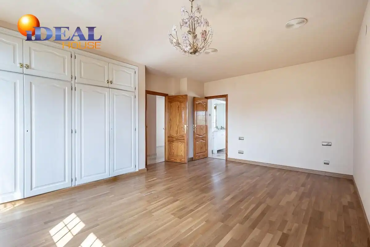 Casa con terrazza in vendita a Calle ARCES UR.MONTELUZ, imagen 24