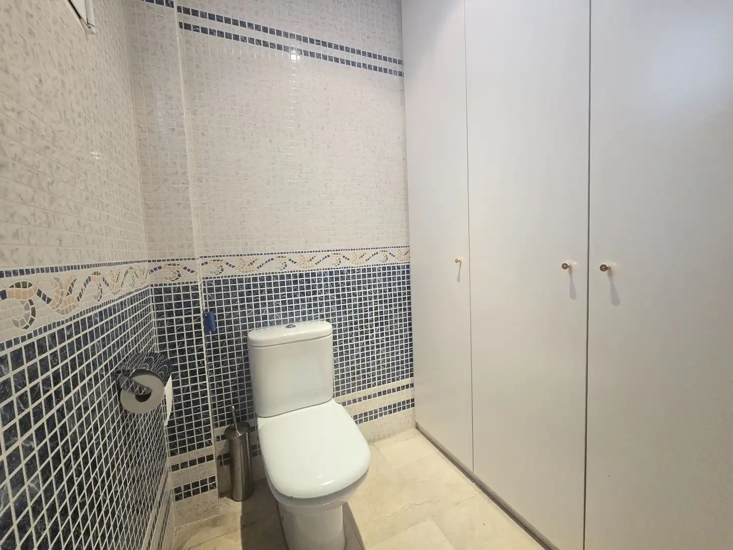 Bany de Apartament en venda en Gandia amb Aire condicionat, Terrassa i Traster
