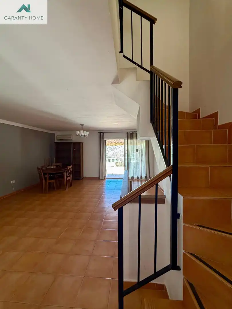 Casa adosada de lloguer en Rincón de la Victoria amb Aire condicionat, Jardí privat i Terrassa