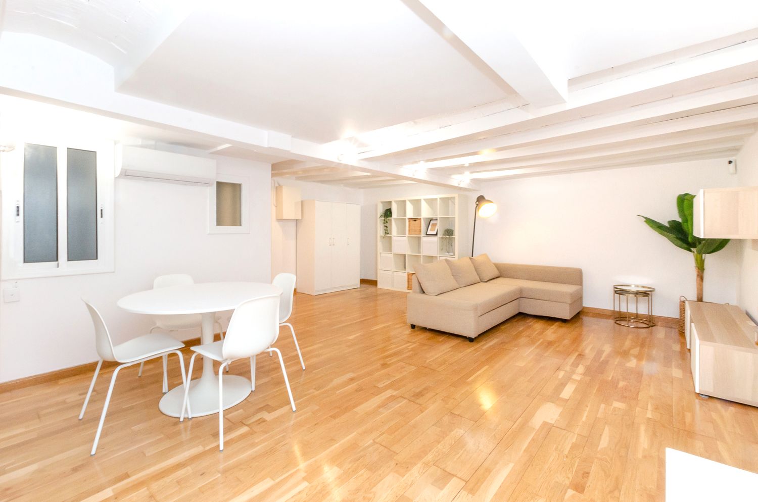 Flat for sale in  Barcelona Capital  with Air Conditioner, Heating and Parquet flooring