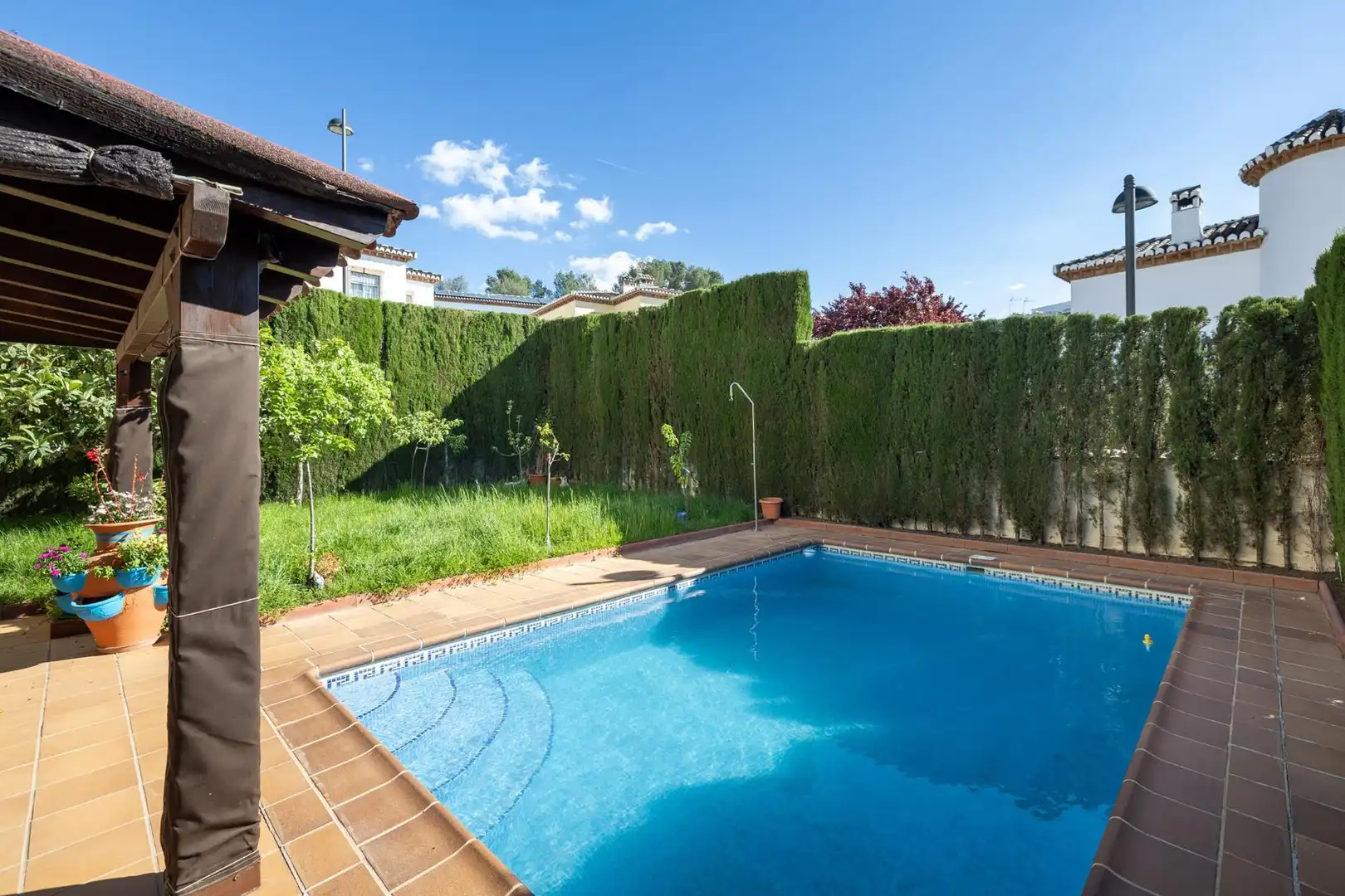 Piscina de Casa o chalet en venta en La Zubia con Aire acondicionado, Jardín privado y Piscina
