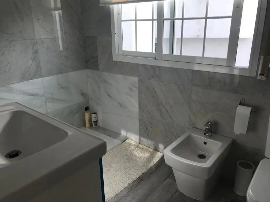 Baño de Casa o chalet de alquiler en Estepona con Amueblado y Se aceptan mascotas