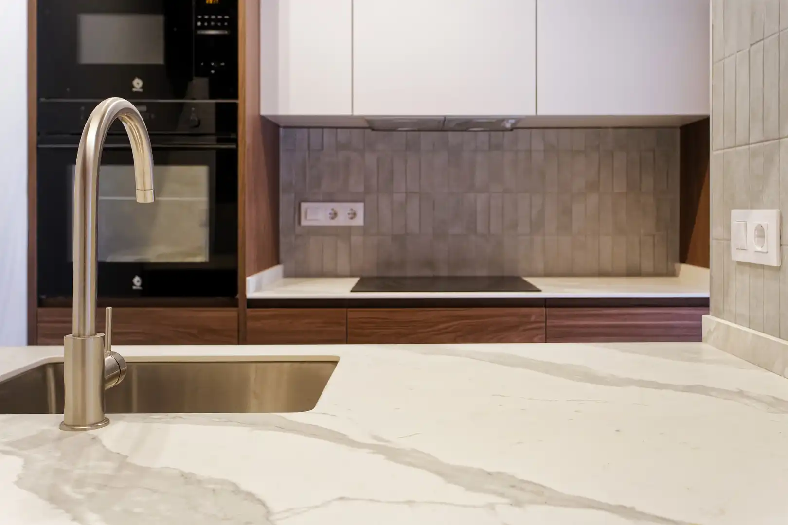 Cocina de Piso en venta en Barcelona con Aire acondicionado, Calefacción y Horno