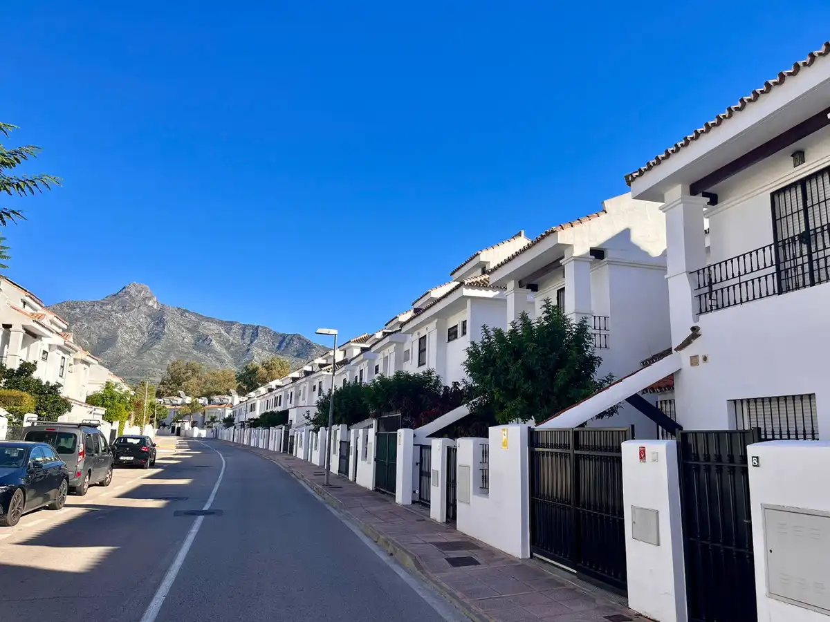 Adossat en venda a Nueva Andalucía, imagen 36