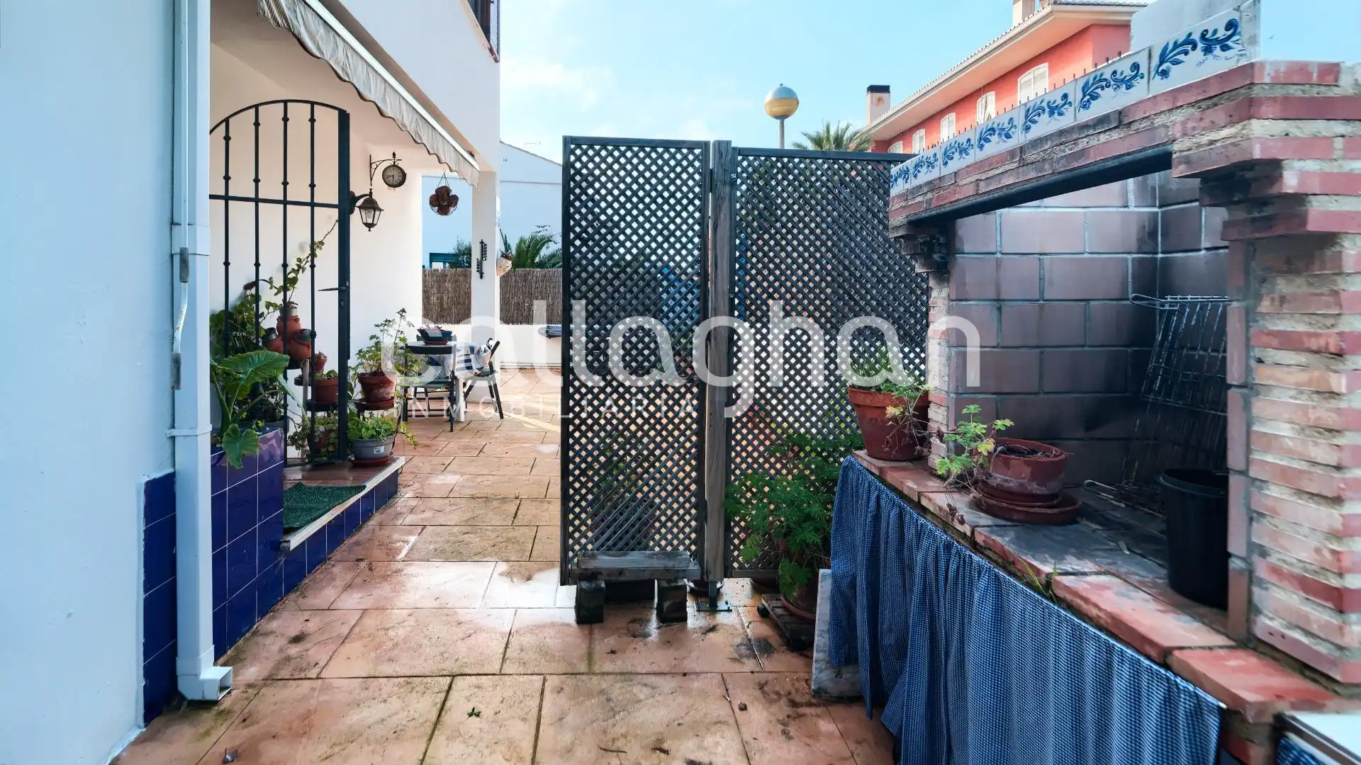 Terrassa de Casa adosada en venda en Sagunto / Sagunt amb Aire condicionat, Calefacció i Terrassa