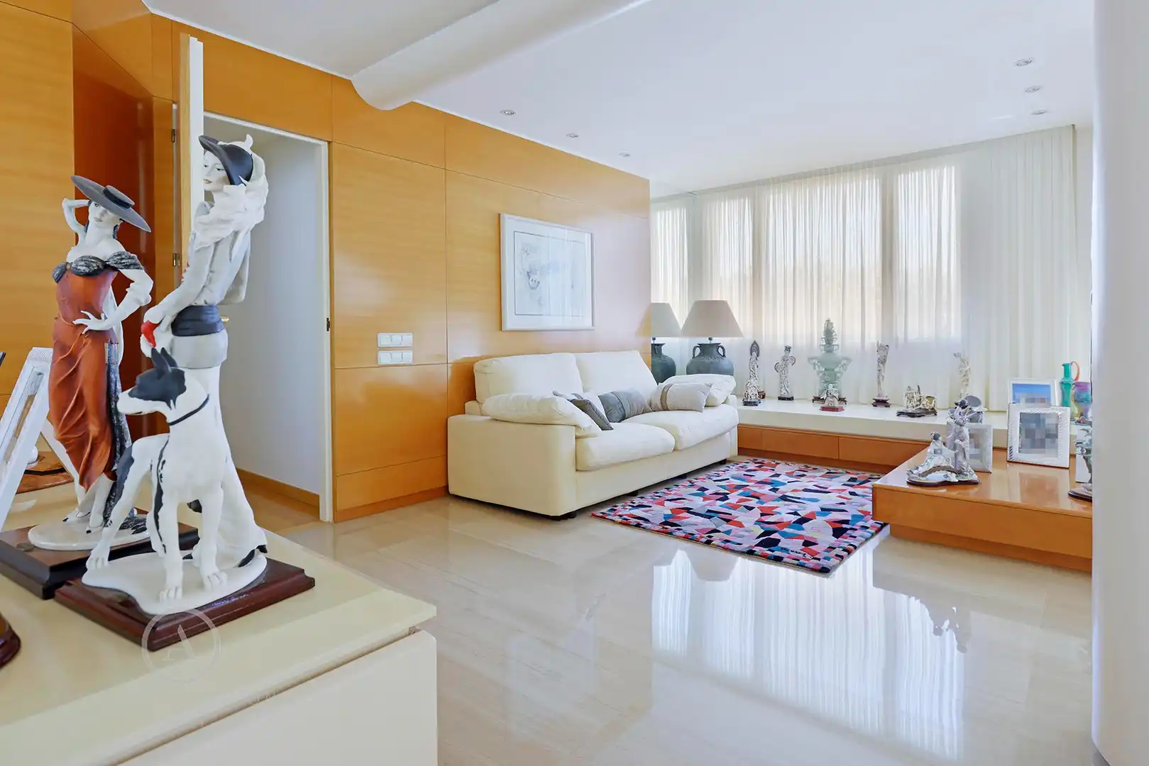Sala d'estar de Casa o xalet en venda en Castelldefels amb Aire condicionat, Calefacció i Jardí privat