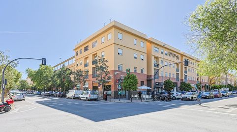 Foto 2 von Wohnung zum Verkauf in Grecia, El Cano - Los Bermejales, Sevilla Capital