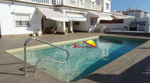 Pareado en venta en Sector Laguna de Sopetón, 4 dormitorios.