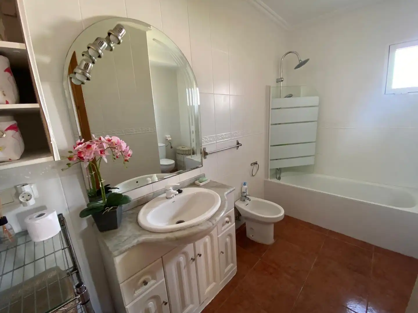 Baño de Casa o chalet en venta en Los Barrios con Jardín privado y Balcón
