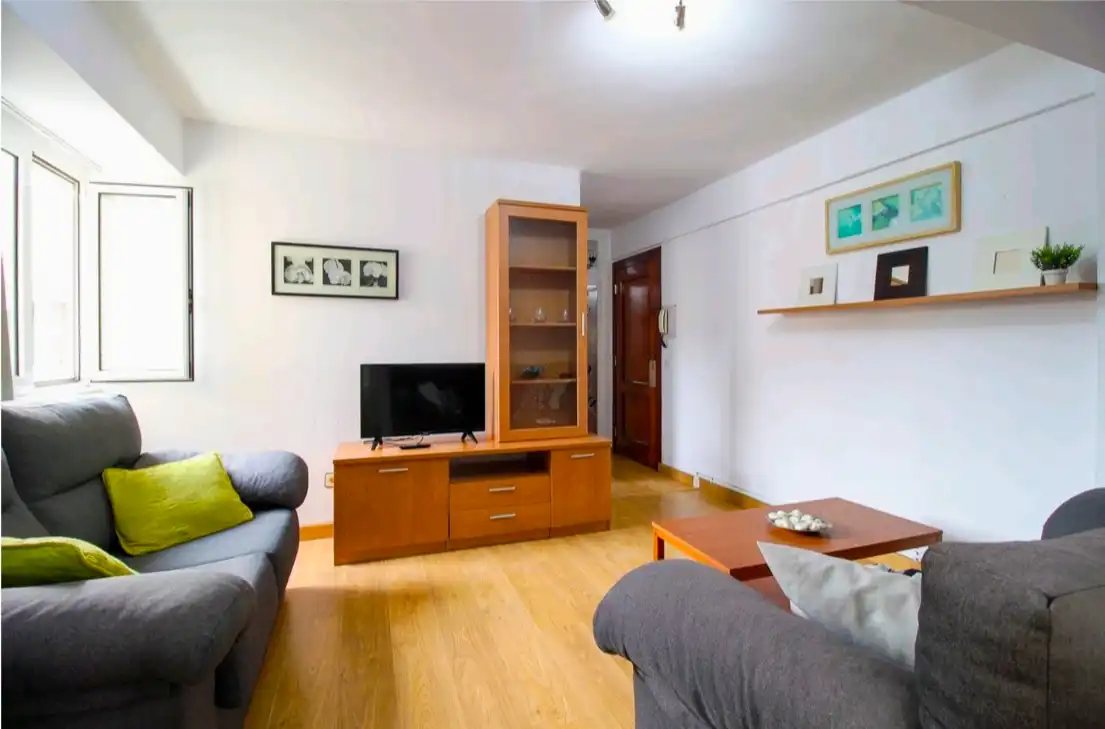 Sala d'estar de Pis de lloguer en Santander amb Calefacció, Terrassa i Traster