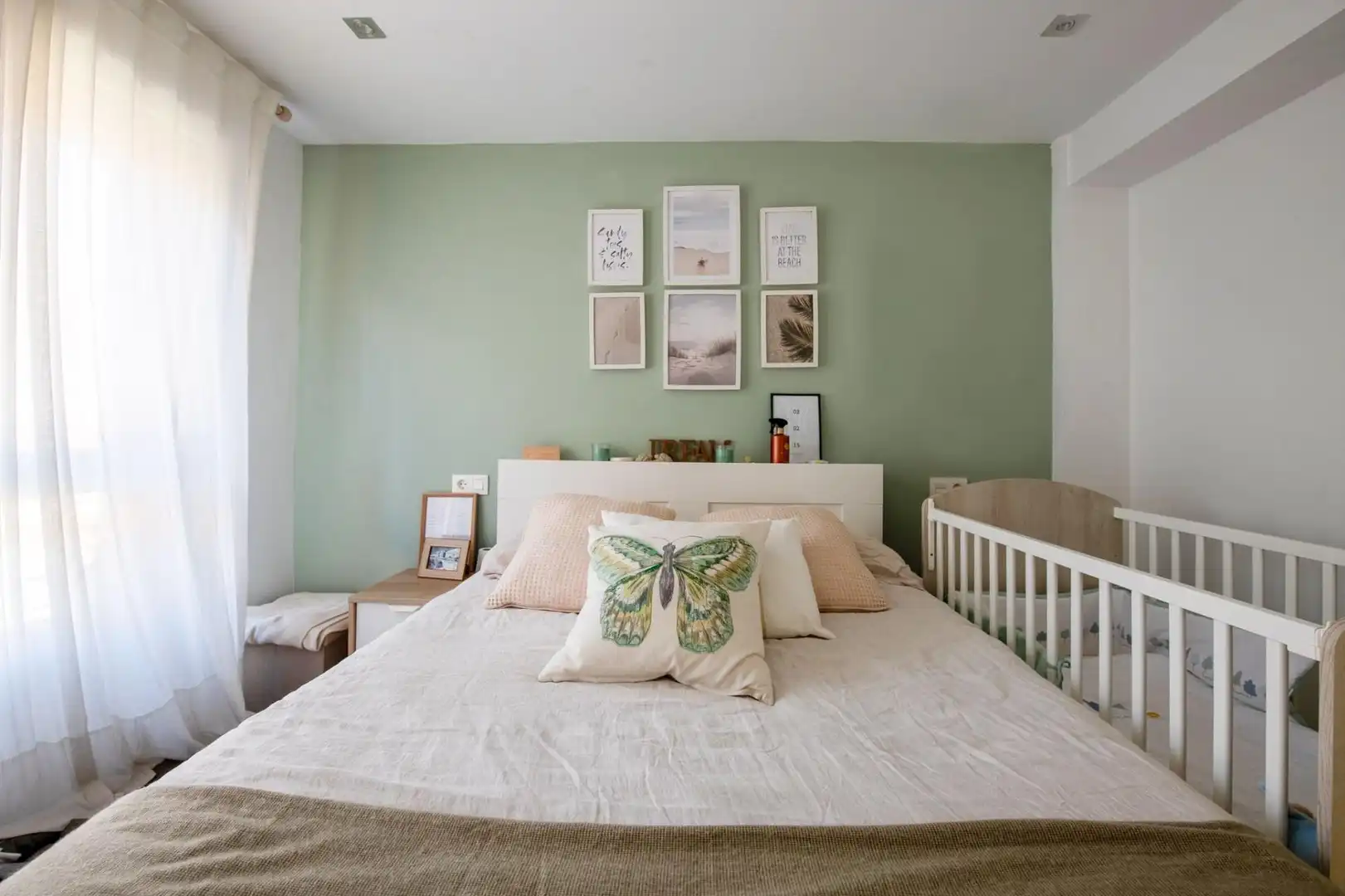 Habitación de Piso en venta en Oviedo  con Calefacción y Amueblado