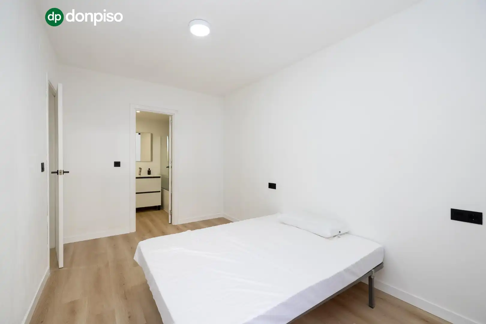 Piso con ascensor en venta en Calle María Teresa León, imagen 18