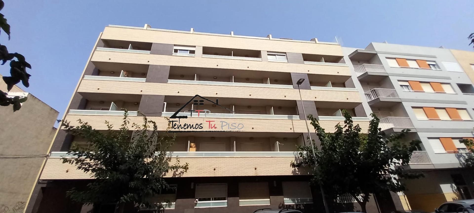 Vista exterior de Estudi en venda en Benicarló amb Aire condicionat, Terrassa i Alarma